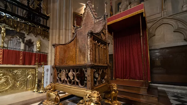 Restauran la histórica silla real para la coronación de Carlos III