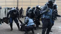 Rusia: La Policía detiene a más de 4400 personas en protestas en favor de Alexéi Navalny