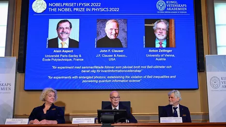  Tres científicos ganan el Premio Nobel de Física por descubrimientos en mecánica cuántica