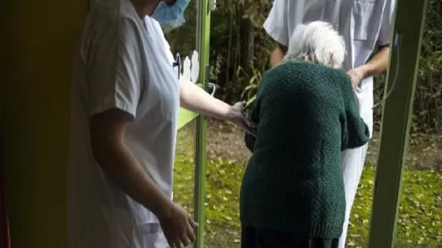 Turquía: Una mujer de 105 años supera el coronavirus en solo 5 días. Foto: AFP referencial
