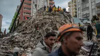 Turquía: Muertos por terremoto de magnitud 7.8 supera los 2300