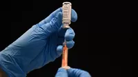 La vacunación contra la COVID-19 reduce hospitalizaciones, muertes y contagios en Reino Unido