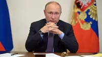 Vladimir Putin se aísla tras casos de COVID-19 en su entorno