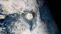 Volcán Tonga: Imágenes satelitales de la erupción que generó tsunami