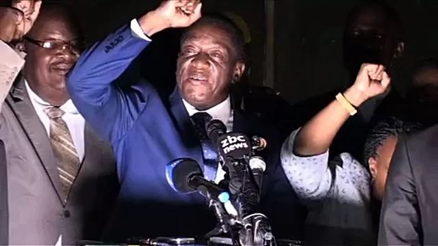 Zimbabue: Mnangagwa anuncia "una nueva democracia" tras su regreso