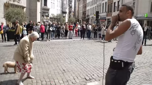 Anciana sorprende bailando break dance en las calles de Bruselas