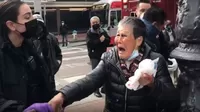 YouTube: Hombre golpeó a una mujer de 76 años y ella le dio una paliza