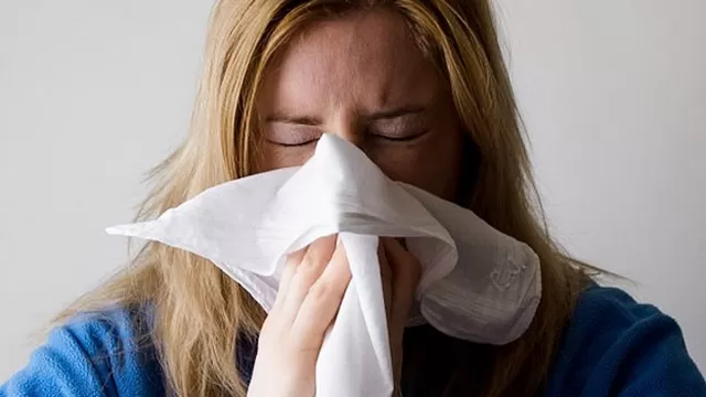 Descubre cómo saber si te afecta un resfriado o alergia