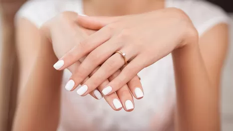 Cuatro tips para tener tus manos más bonitas y elegantes