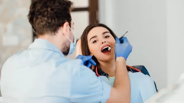 Una endodoncia permite que un paciente no pierda el diente por completo. 