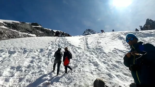 El Nevado Rajuntay se encuentrá en Junín a más de 5 000 m. s. n. m. (Foto: Milviajero)