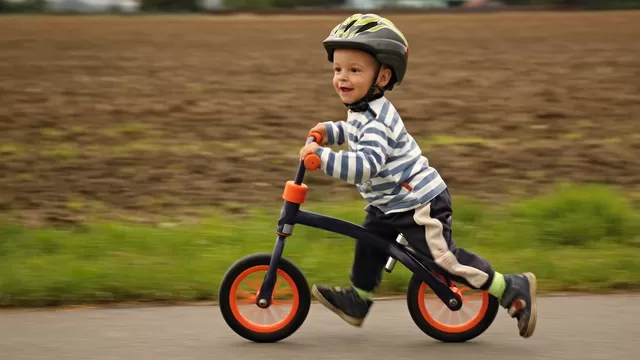 ¿Desde qué edad pueden usar los niños una bicicleta sin pedales?