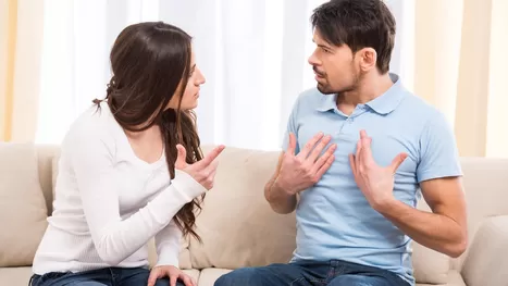¿Debo preguntarle a mi pareja con cuántas personas ha tenido sexo?
