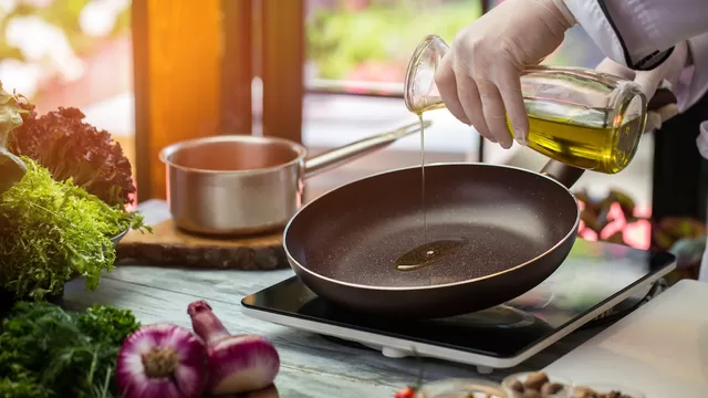 ¿Por qué se recomienda usar aceite de oliva para freír alimentos?