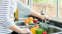 ¿Es necesario usar lejía o cloro para desinfectar frutas y verduras?